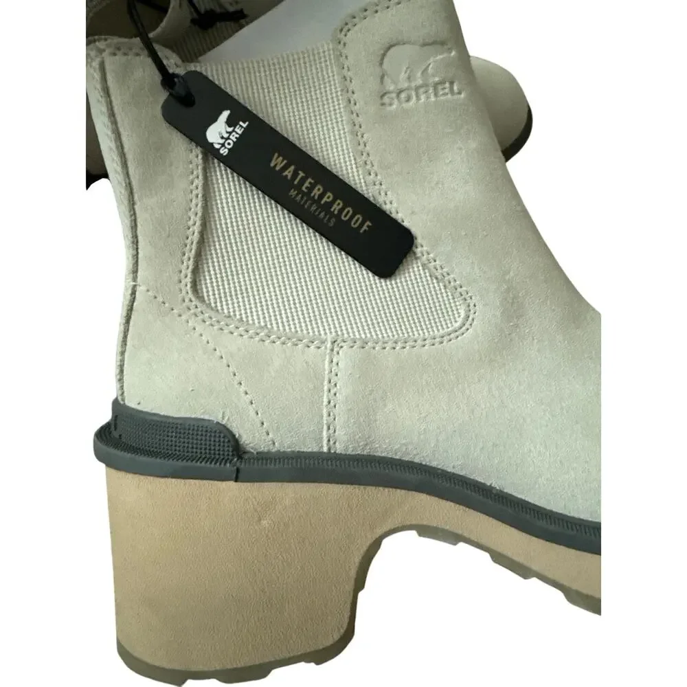 Sorel Hi-line Waterproof Chelsea Boot in Chalk / Ceramic Size 8.5